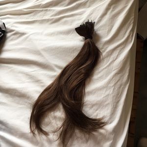 Real hair, tape in hair extensions. 37 pieces.